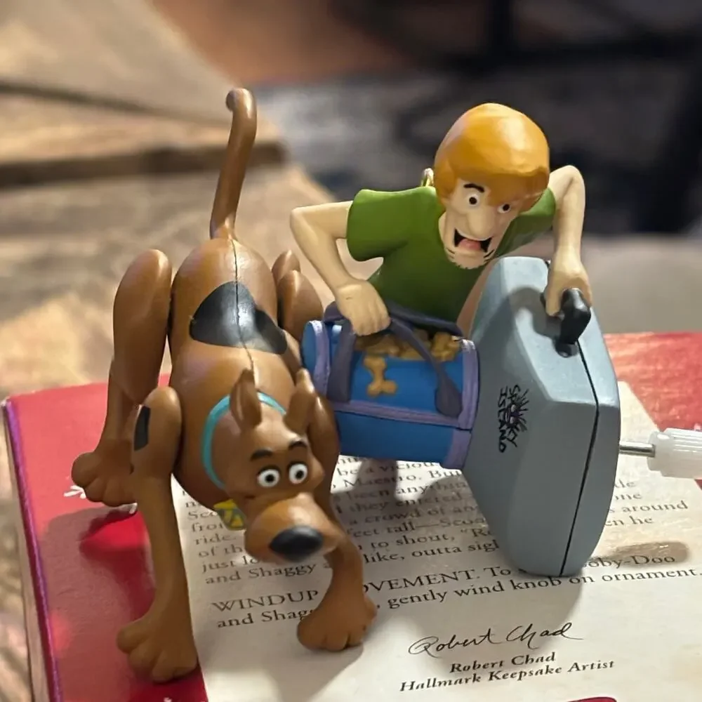 Hallmark Keepsake 2002 Scooby-Doo & Shaggy Wind Up Christmas Ornament